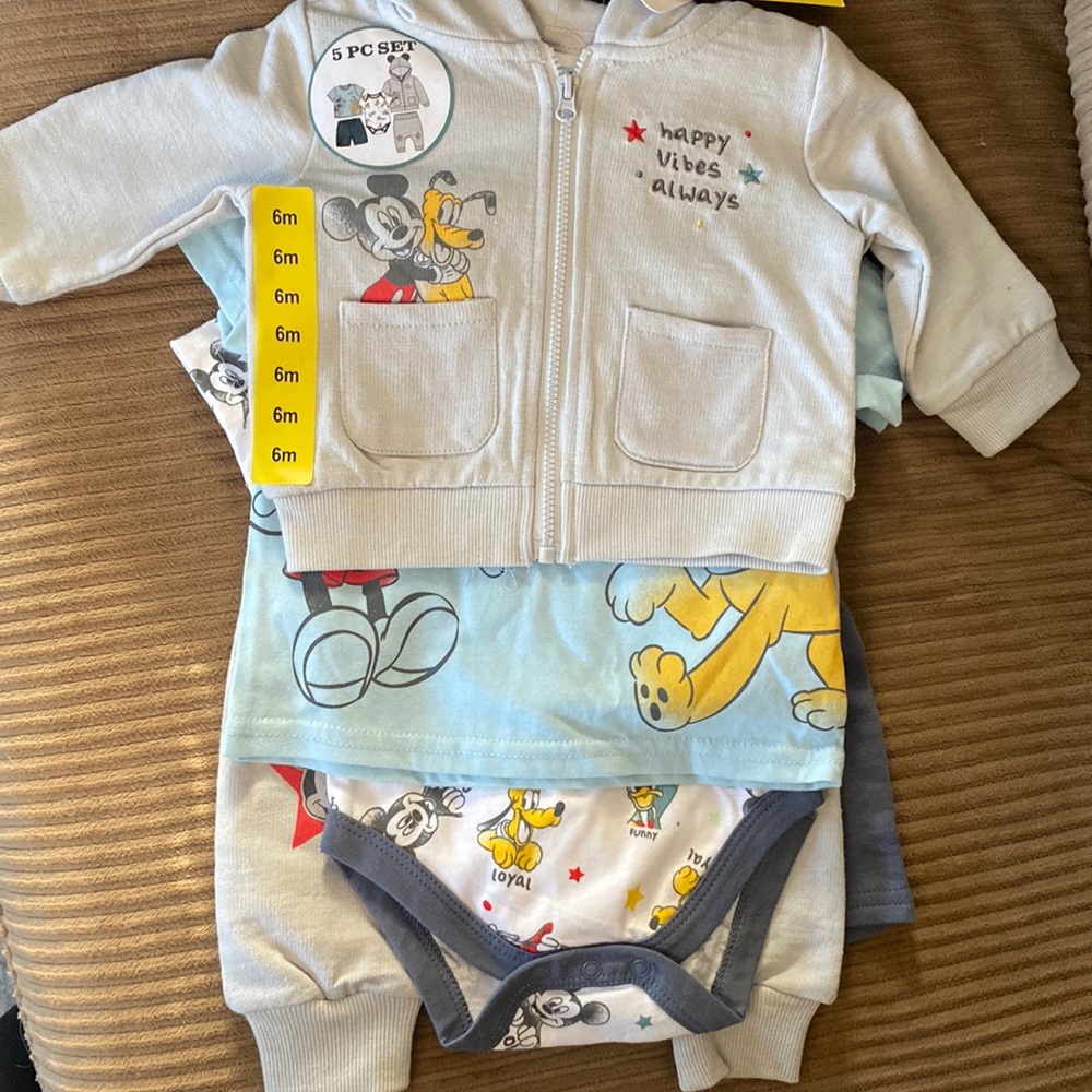 Disney Baby 5 piece set, 6 month